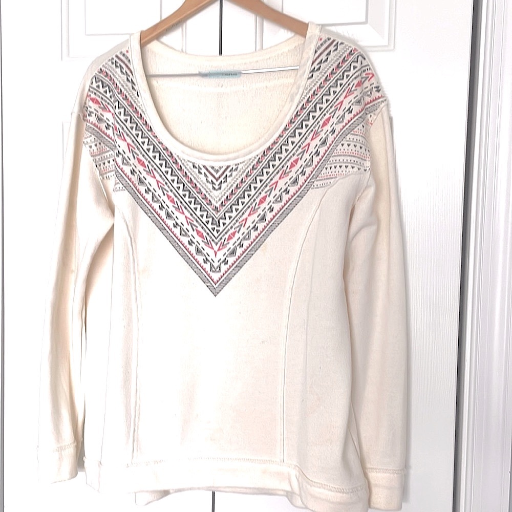 Maurice’s XL Women’s Aztec Sweatshirt